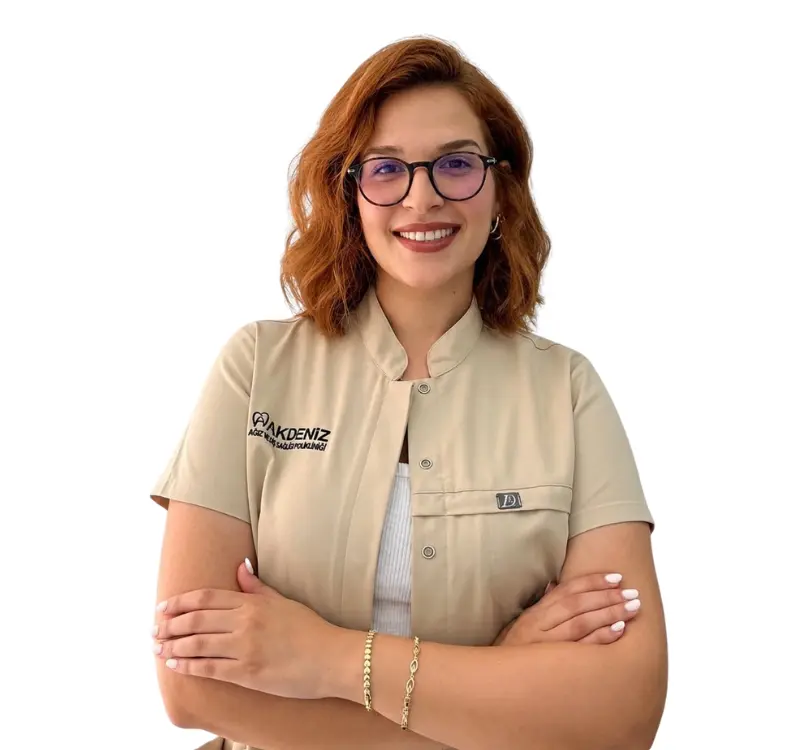 Dr. Kübra Ayşenur Soylu, Dentist at VK Smile Studio